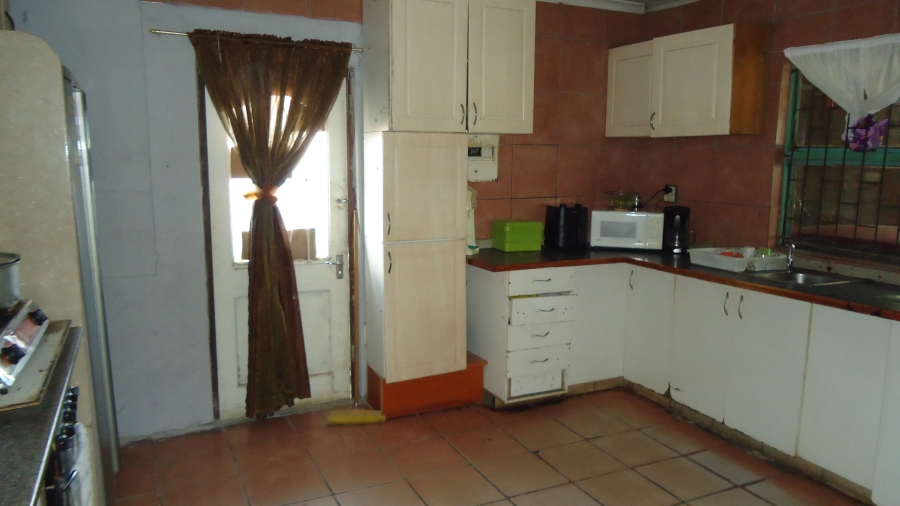 4 Bedroom Property for Sale in Broadlands Park Western Cape